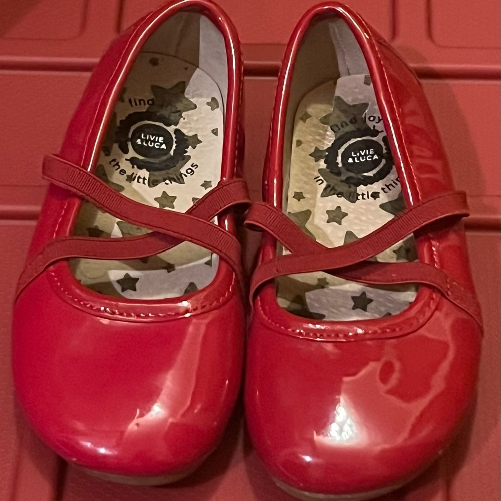 Livie & Luca Size 8c Shiny Red Dress Shoes - Picture 1 of 5